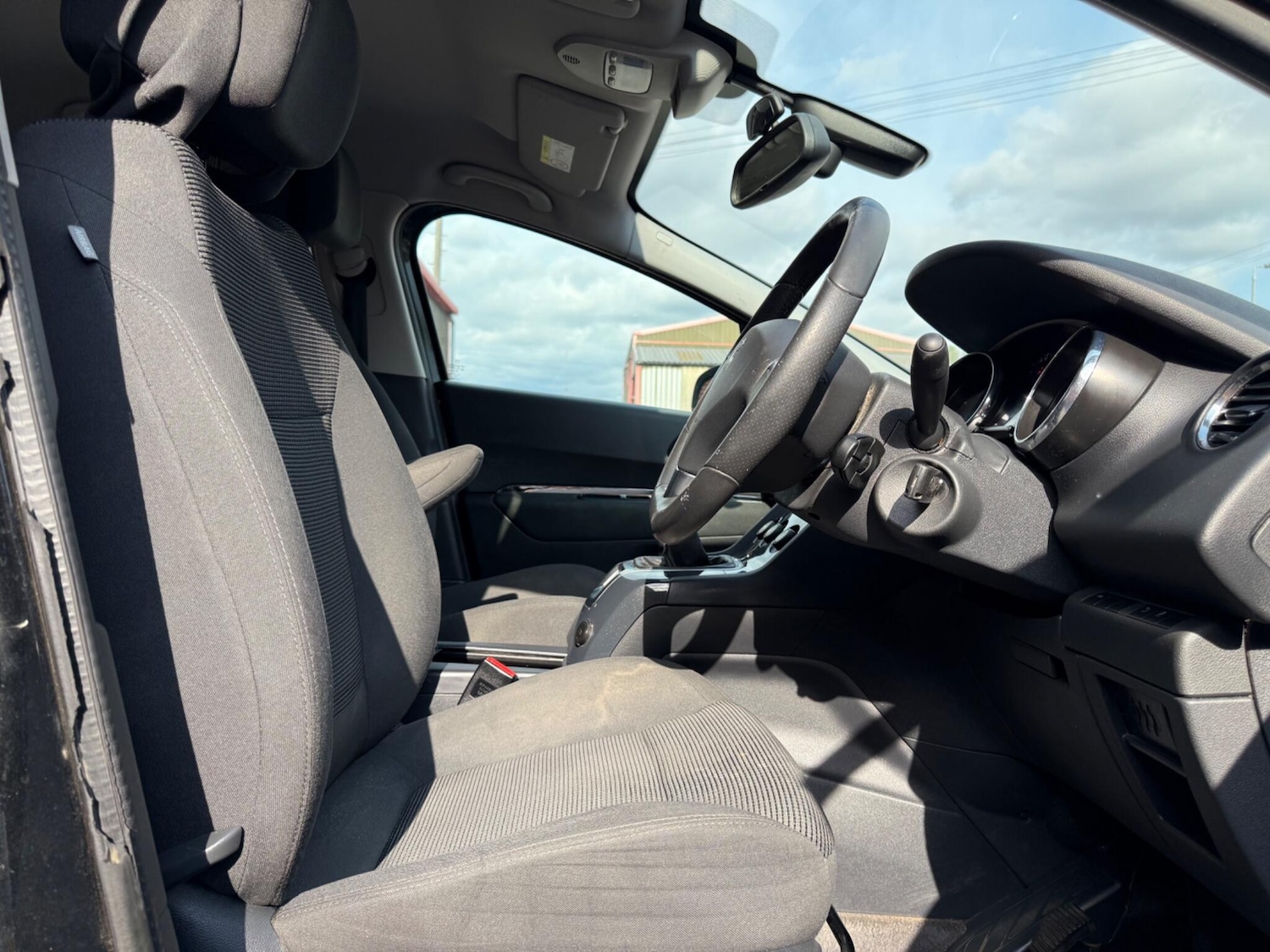 Used Peugeot 5008 2014 for sale - 76989424: Photo 17