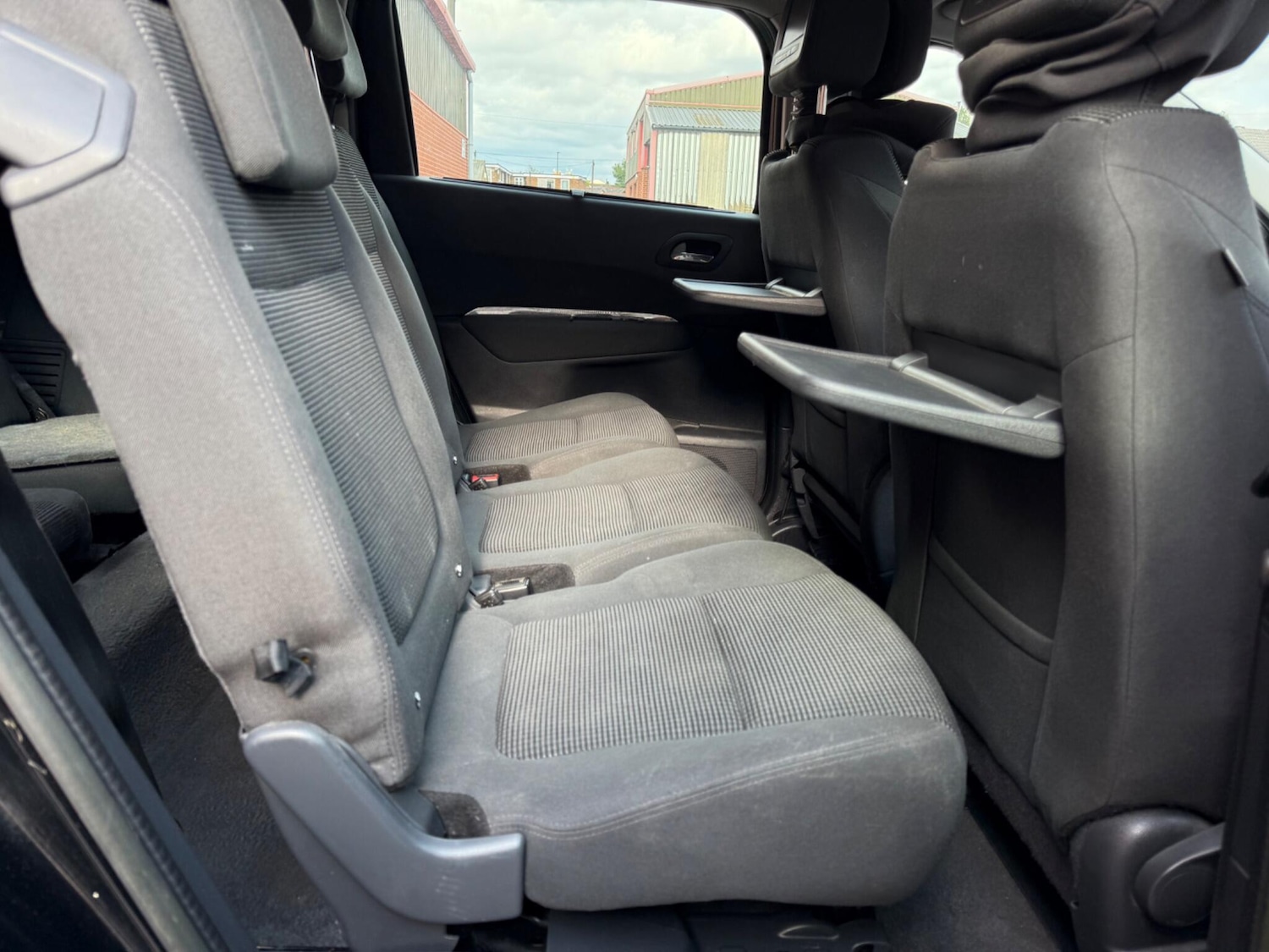 Used Peugeot 5008 2014 for sale - 76989424: Photo 23