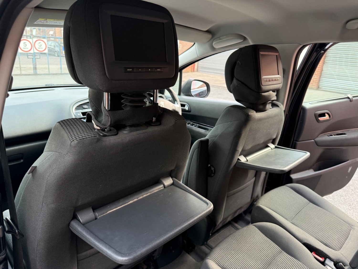 Used Peugeot 5008 2014 for sale - 76989424: Photo 25