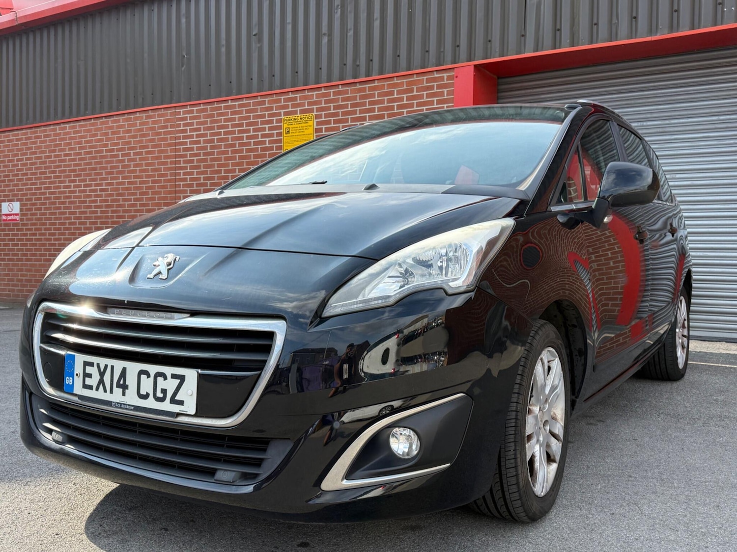 Used Peugeot 5008 2014 for sale - 76989424: Photo 5
