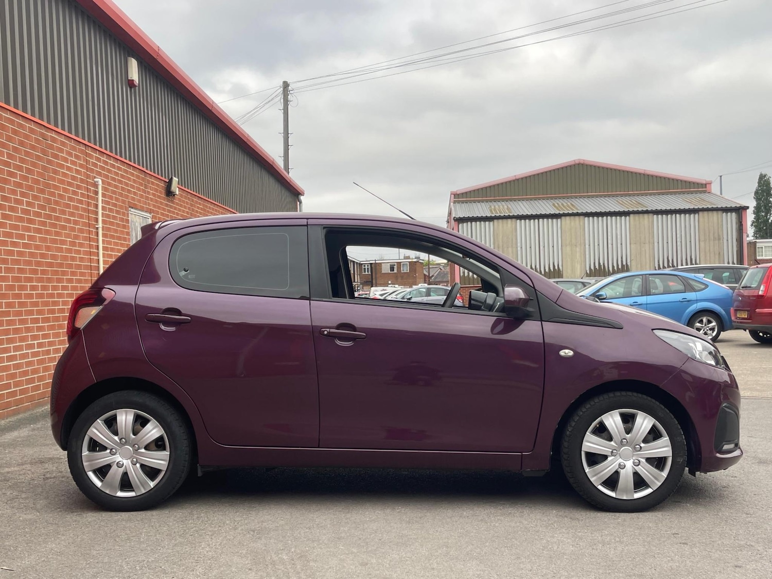 Used Peugeot 108 for sale - 76989427: Photo 7