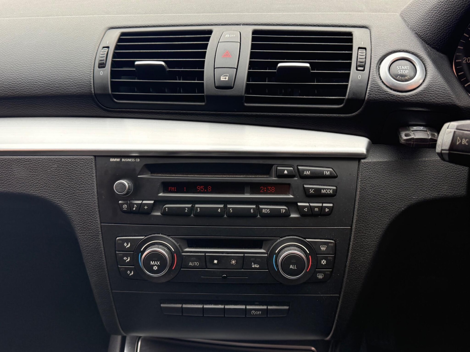 Used BMW 1 Series 2011 for sale - 76423374: Photo 16