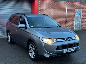 Used Mitsubishi Outlander 2014 for sale - 76990993: Photo