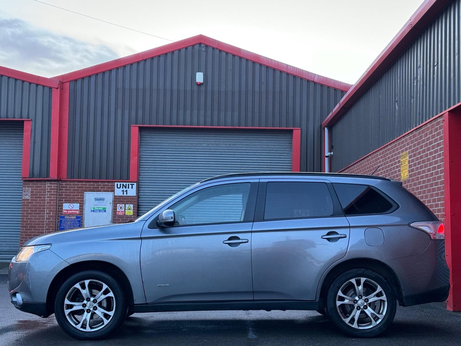 Used Mitsubishi Outlander 2014 for sale - 76990993: Photo 7