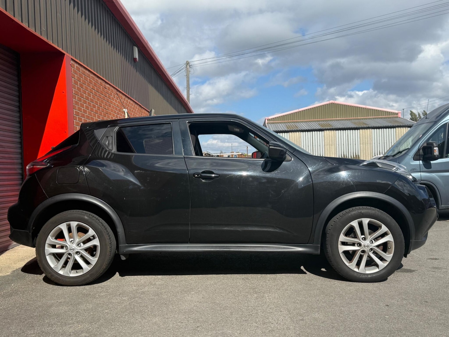 Used Nissan Juke 2015 for sale - 76990991: Photo 7
