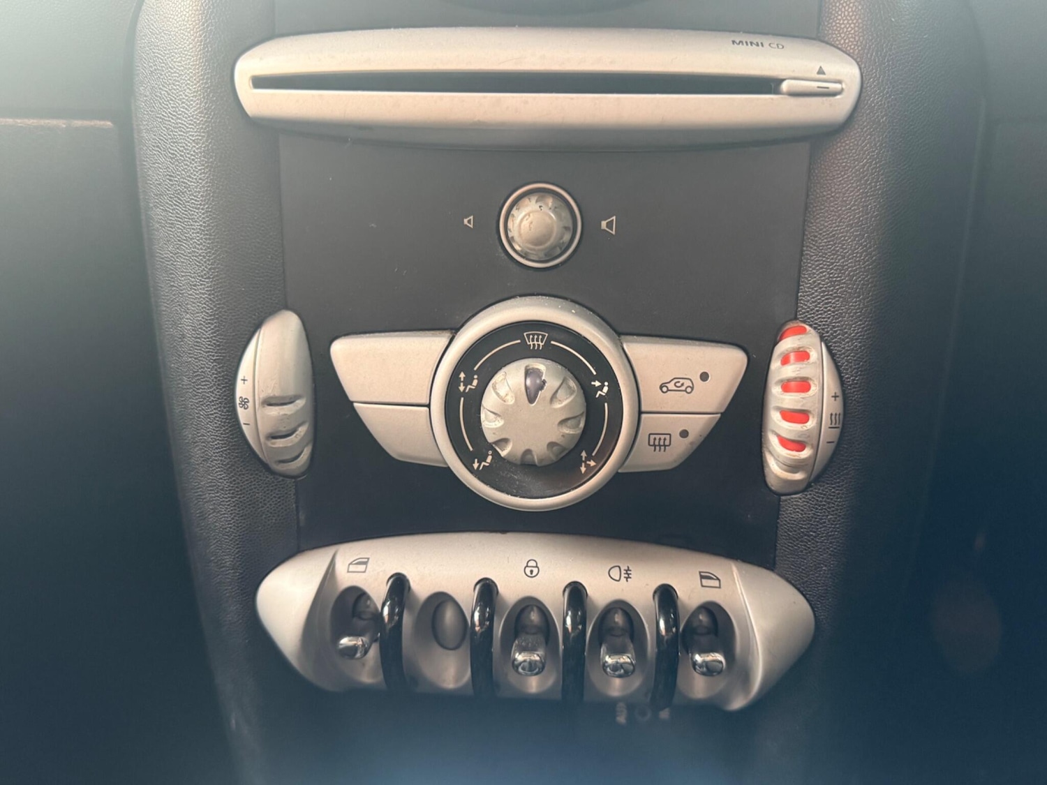 Used MINI Hatch 2009 for sale - 77598003: Photo 15