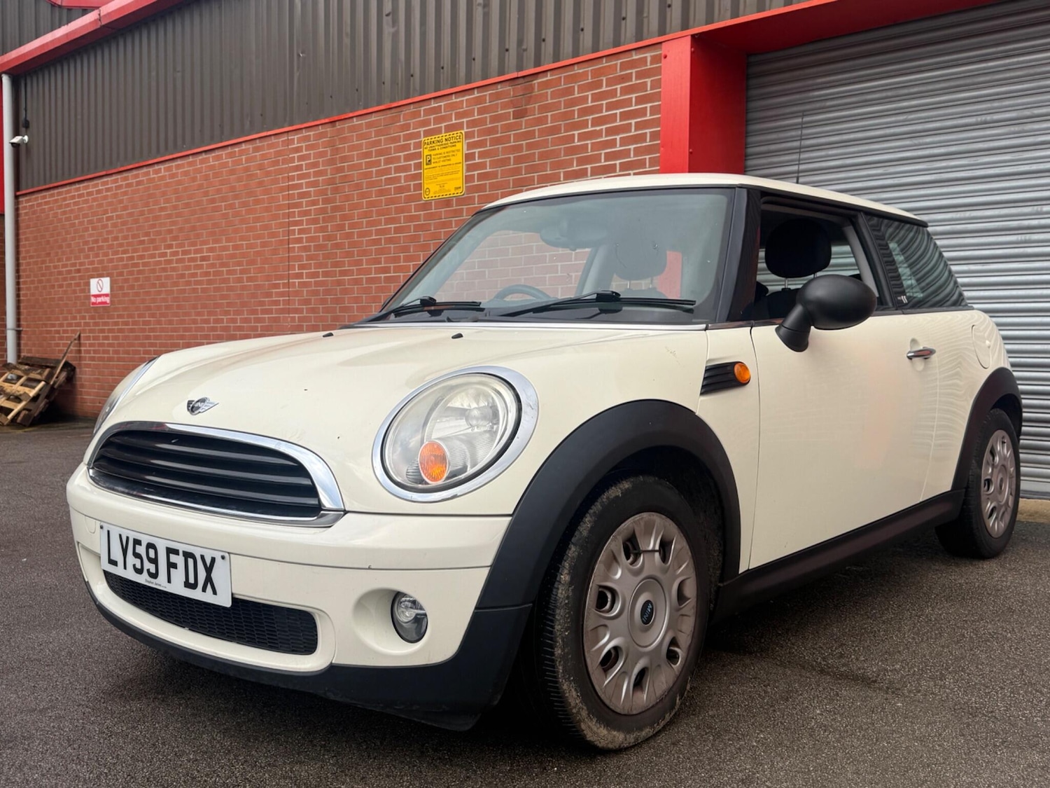Used MINI Hatch 2009 for sale - 77598003: Photo 5