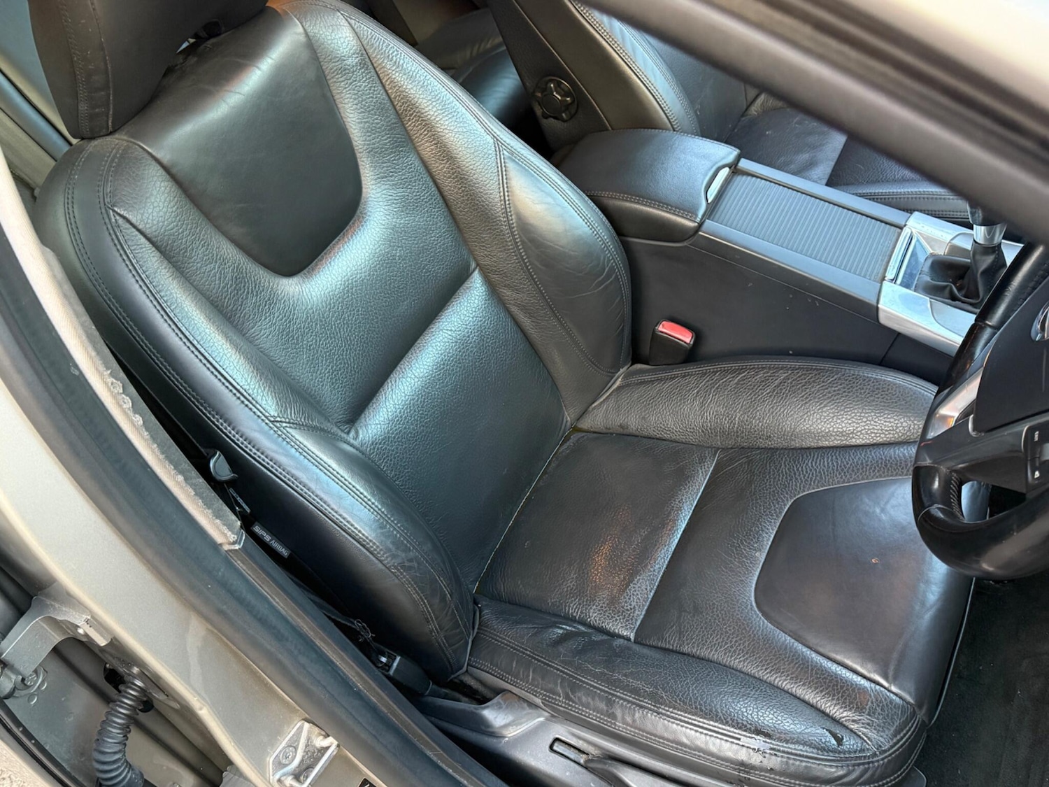 Used Volvo V60 2013 for sale - 76388452: Photo 21