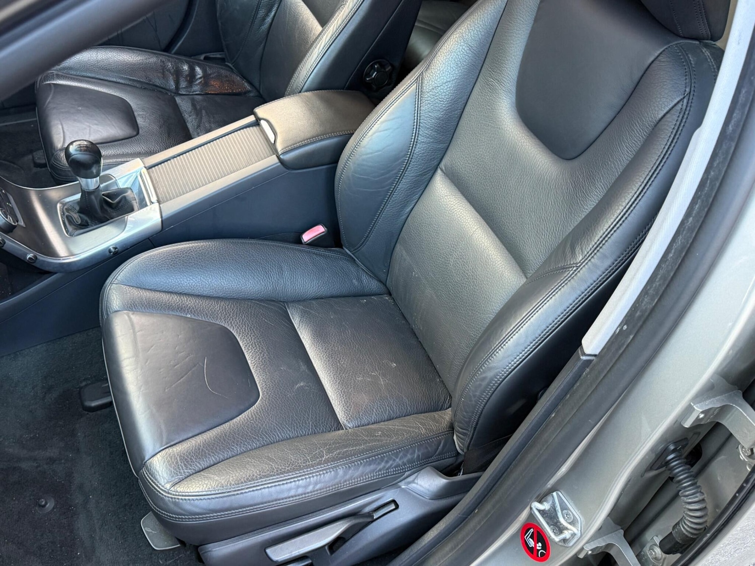 Used Volvo V60 2013 for sale - 76388452: Photo 23