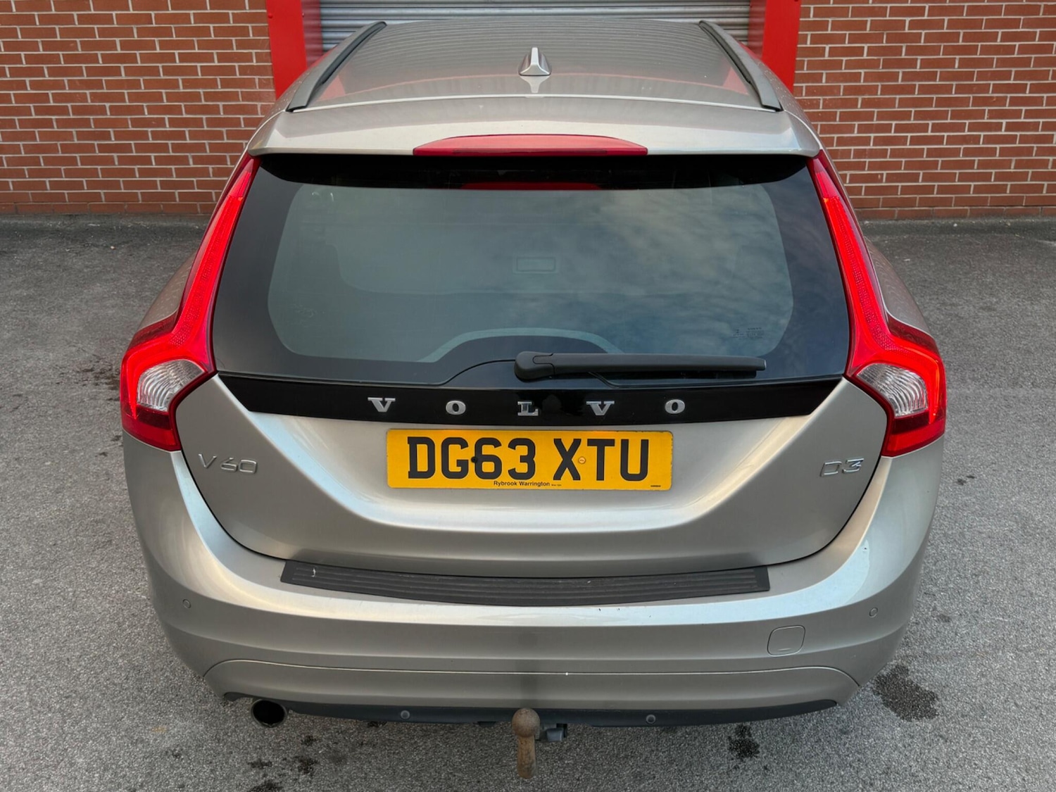 Used Volvo V60 2013 for sale - 76388452: Photo 29