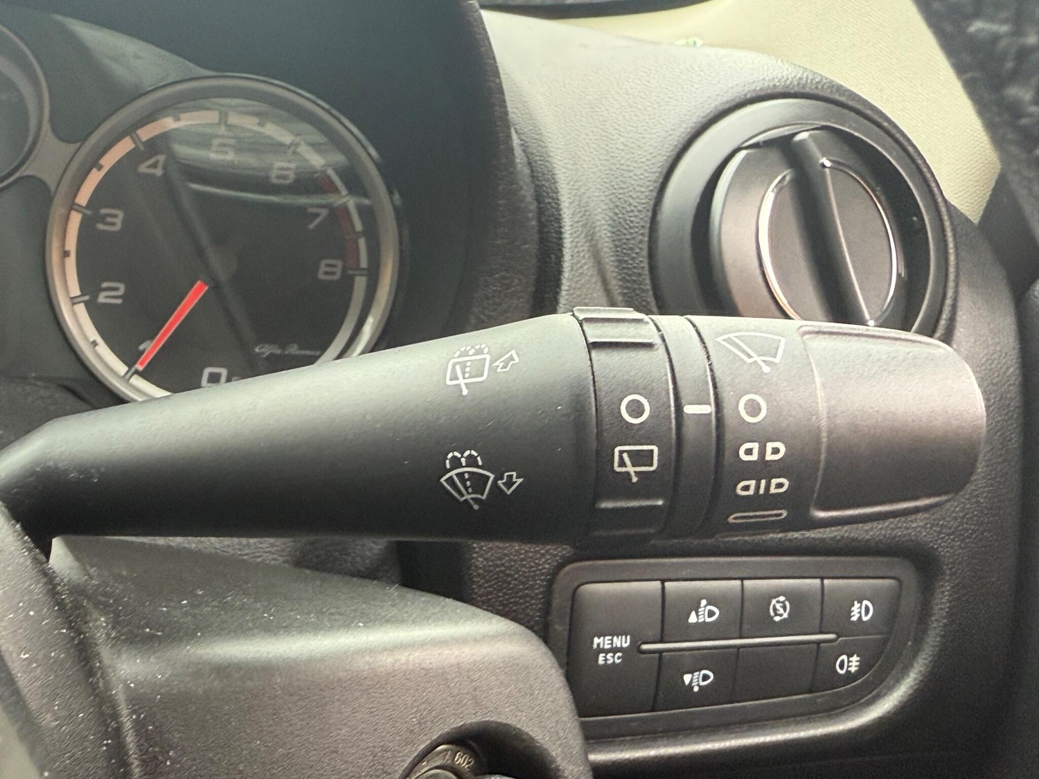 Used Alfa Romeo MiTo 2011 for sale - 76989072: Photo 13