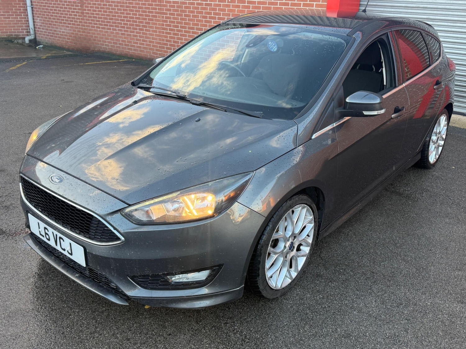 Used Ford Focus 2015 for sale - 76728556: Photo 6