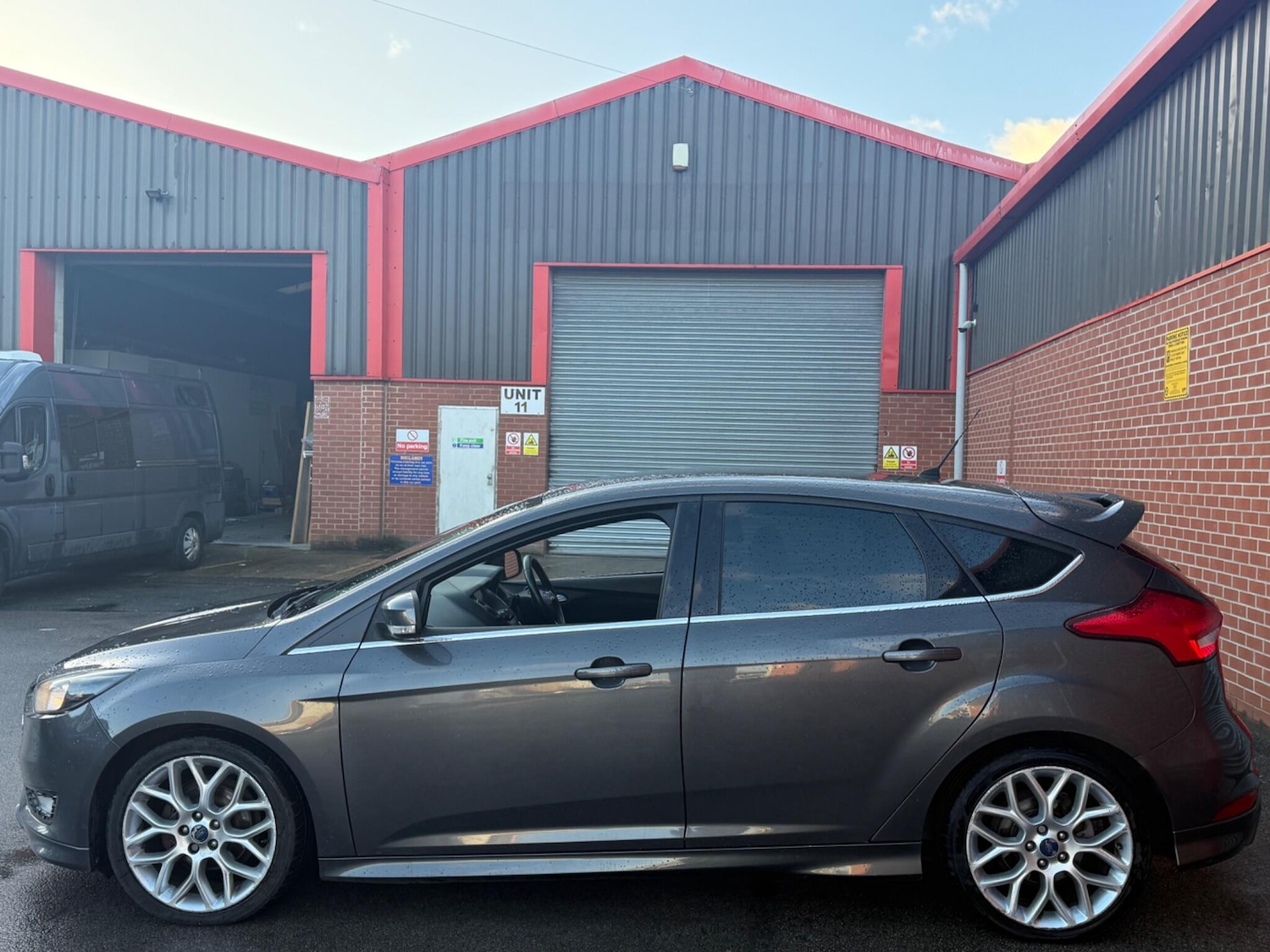 Used Ford Focus 2015 for sale - 76728556: Photo 8