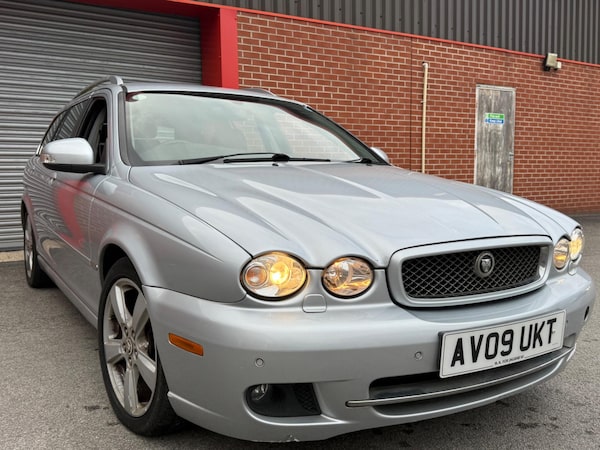 Used Jaguar X-Type 2009 for sale - 75990696: Photo 1