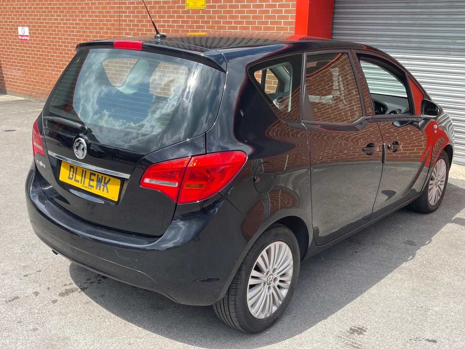 Vehicle 29