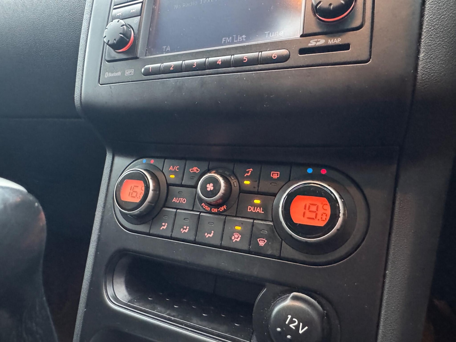 Used Nissan Qashqai 2010 for sale - 76560974: Photo 15