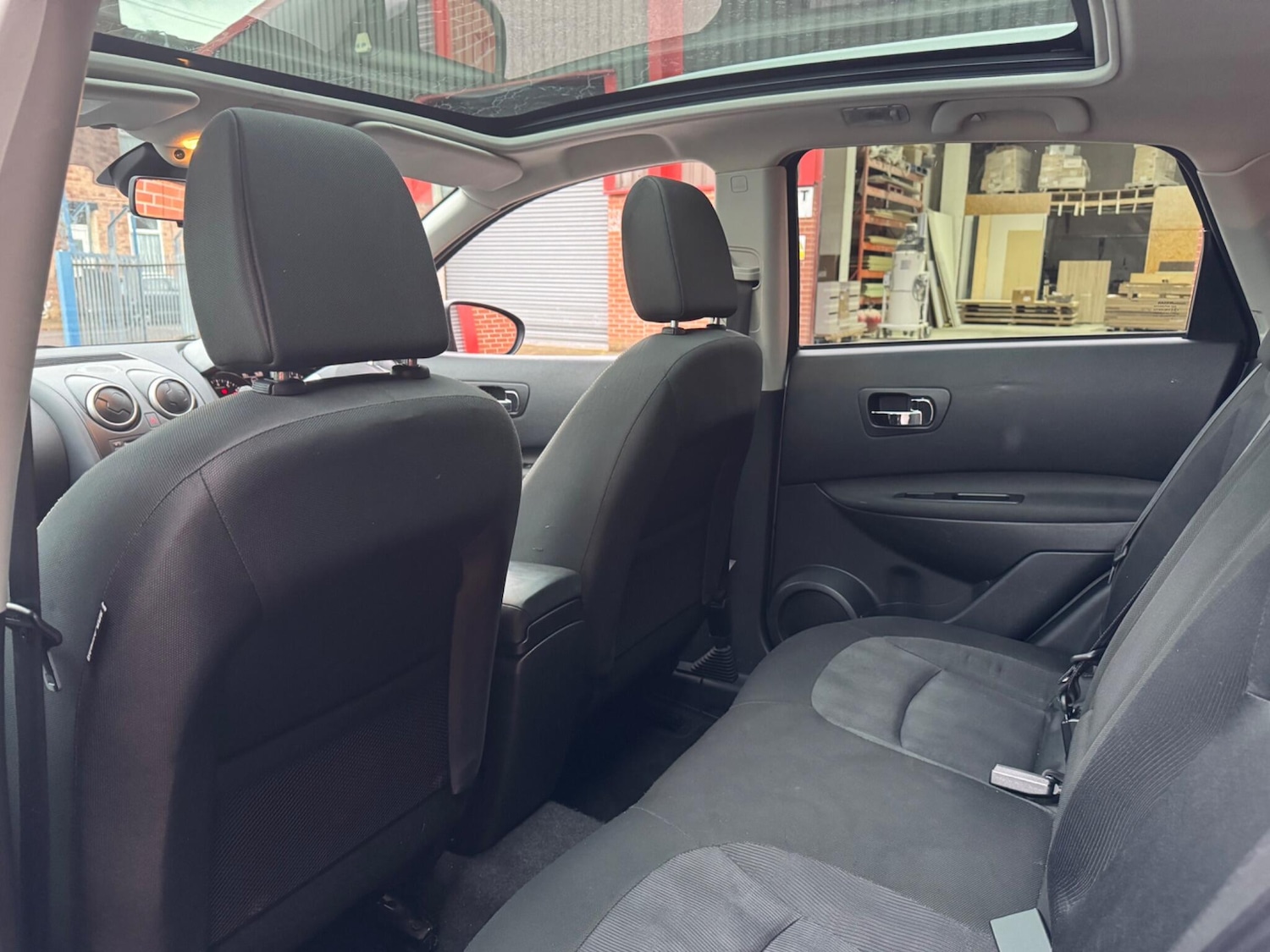 Used Nissan Qashqai 2010 for sale - 76560974: Photo 26