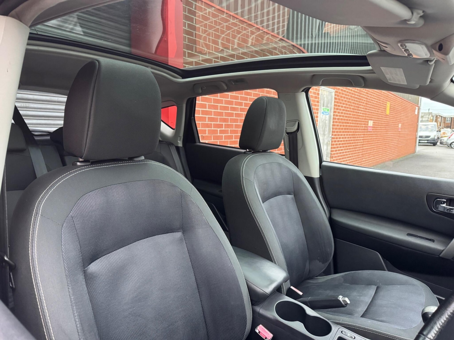 Used Nissan Qashqai 2010 for sale - 76560974: Photo 9