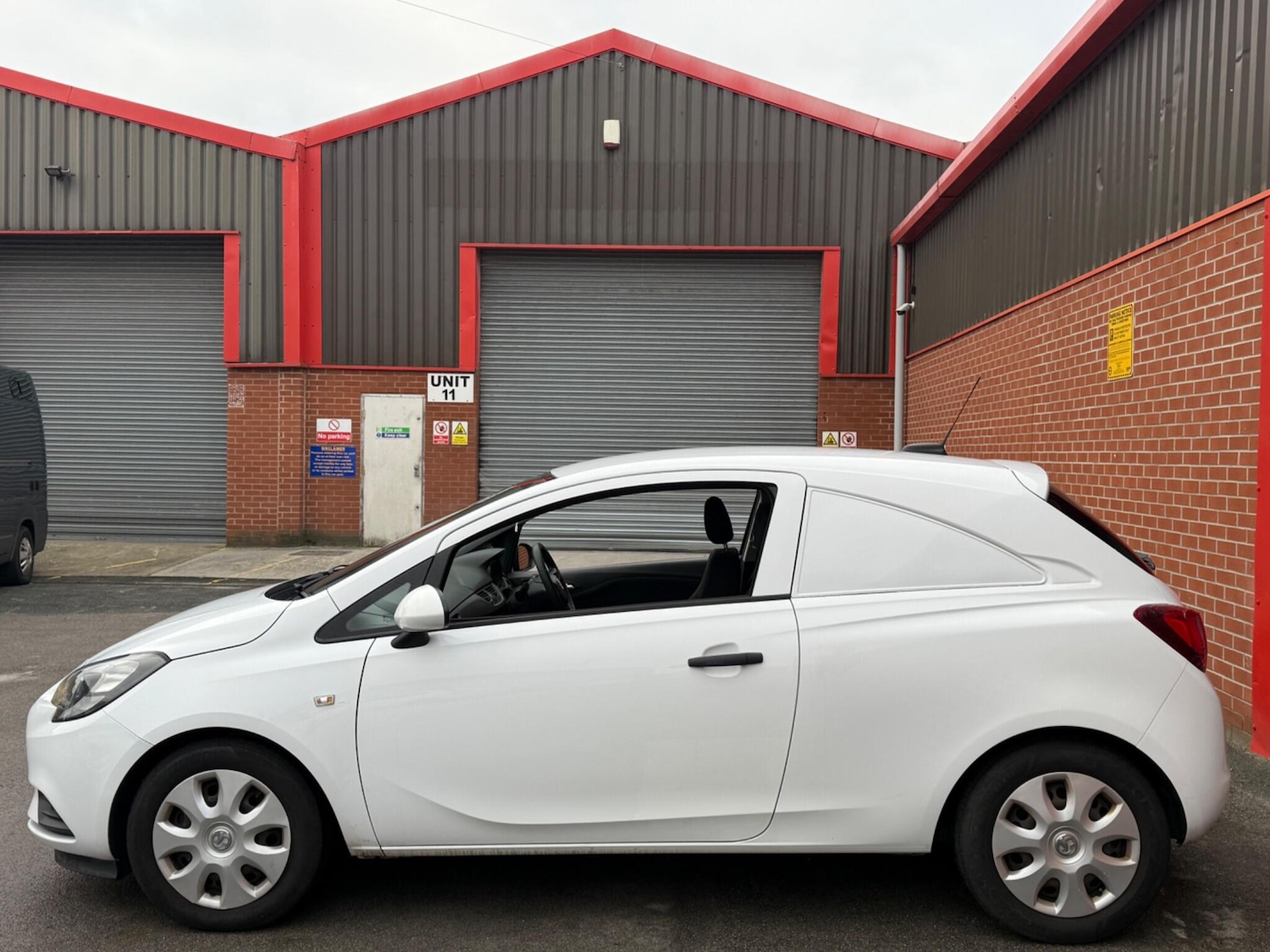 Used Vauxhall Corsa 2016 for sale - 77599081: Photo 8