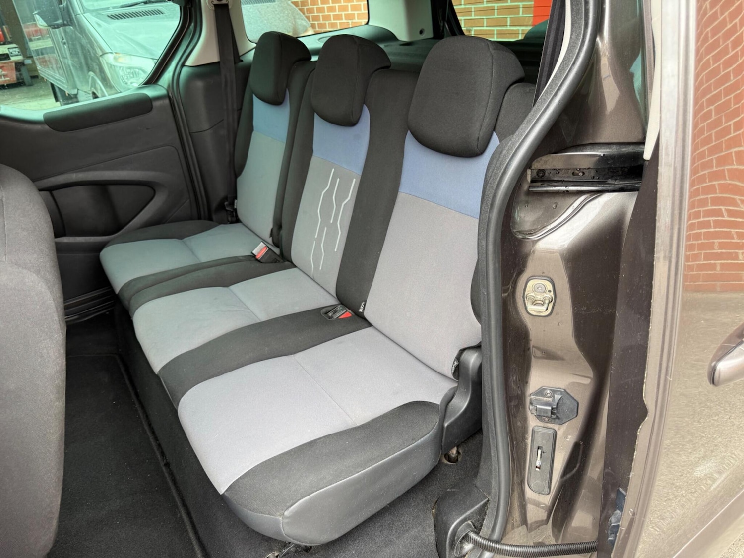 Vehicle 25
