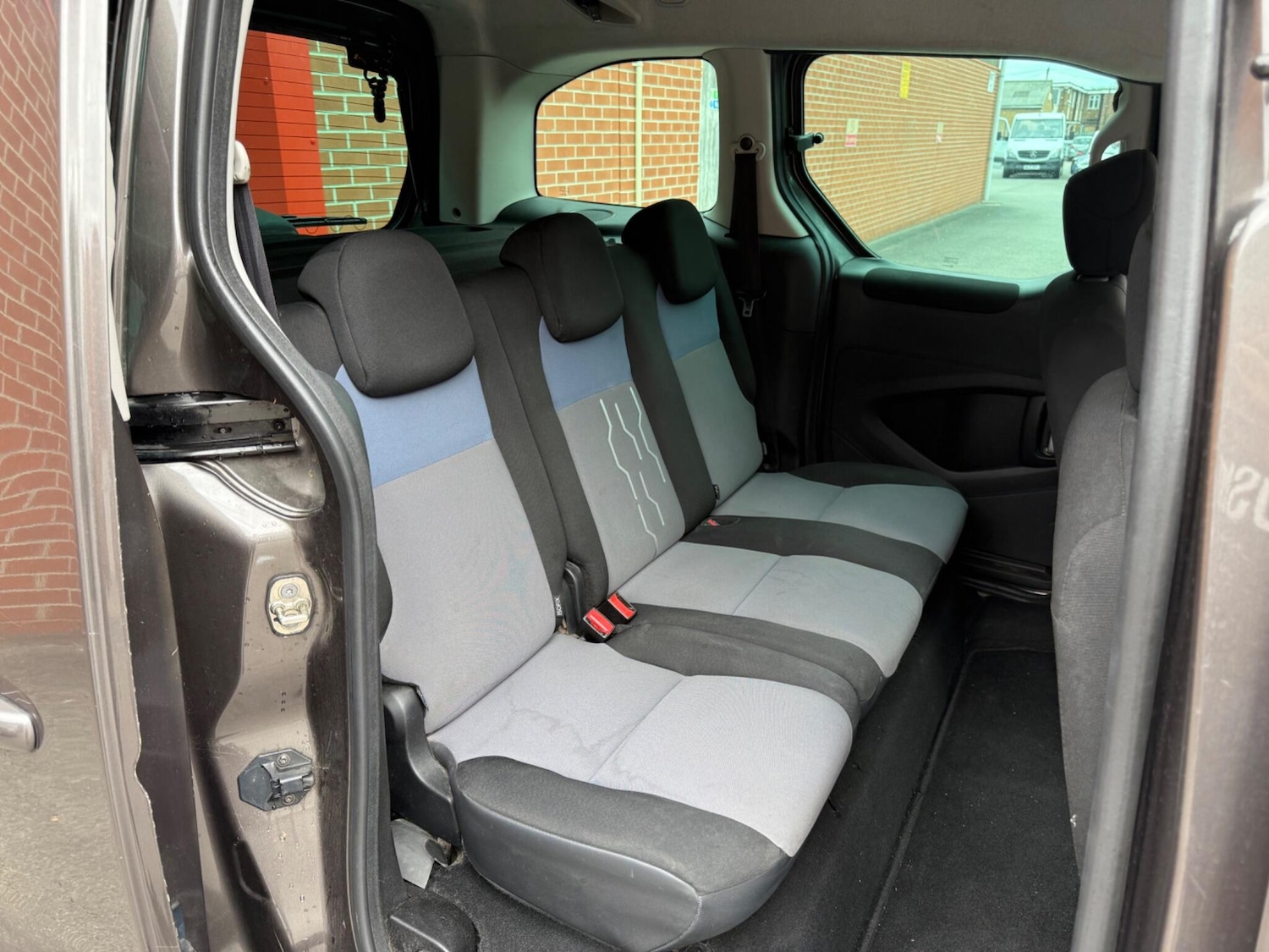 Vehicle 28