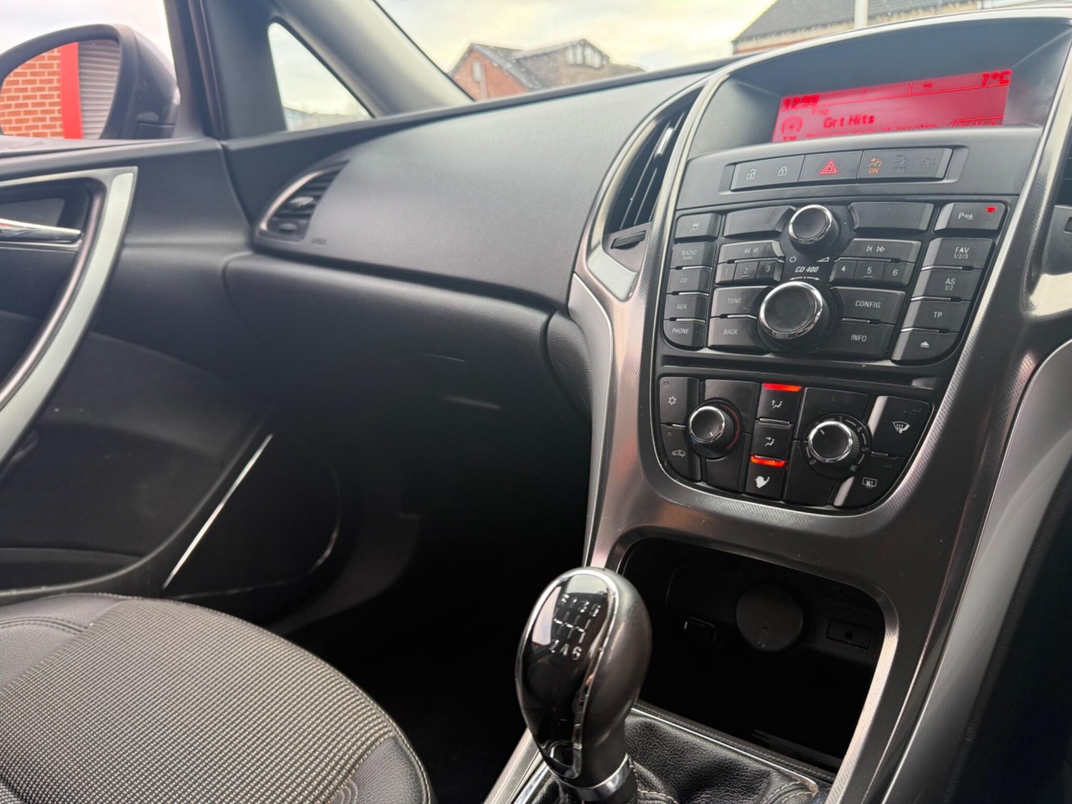 Used Vauxhall Astra 2010 for sale - 77082143: Photo 19