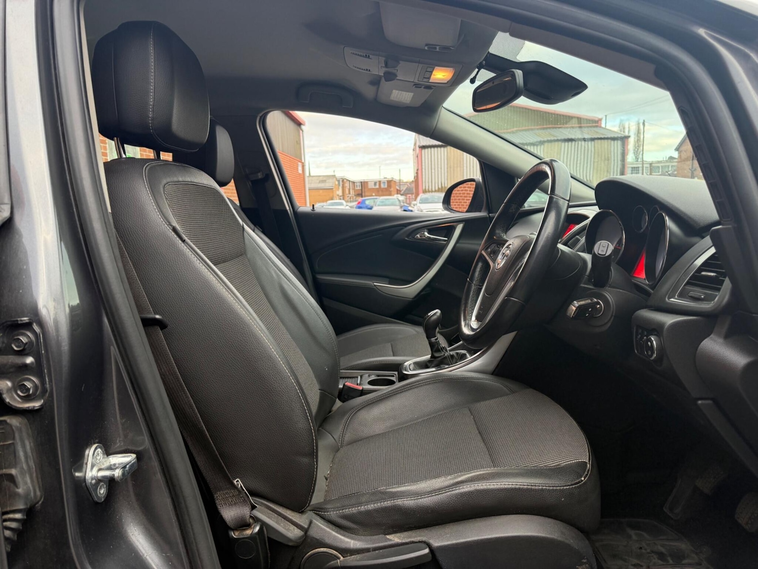 Used Vauxhall Astra 2010 for sale - 77082143: Photo 22