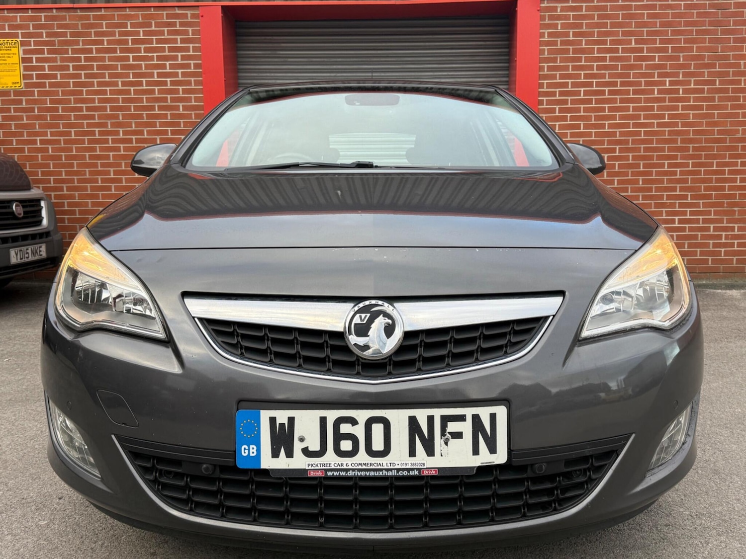 Used Vauxhall Astra 2010 for sale - 77082143: Photo 4
