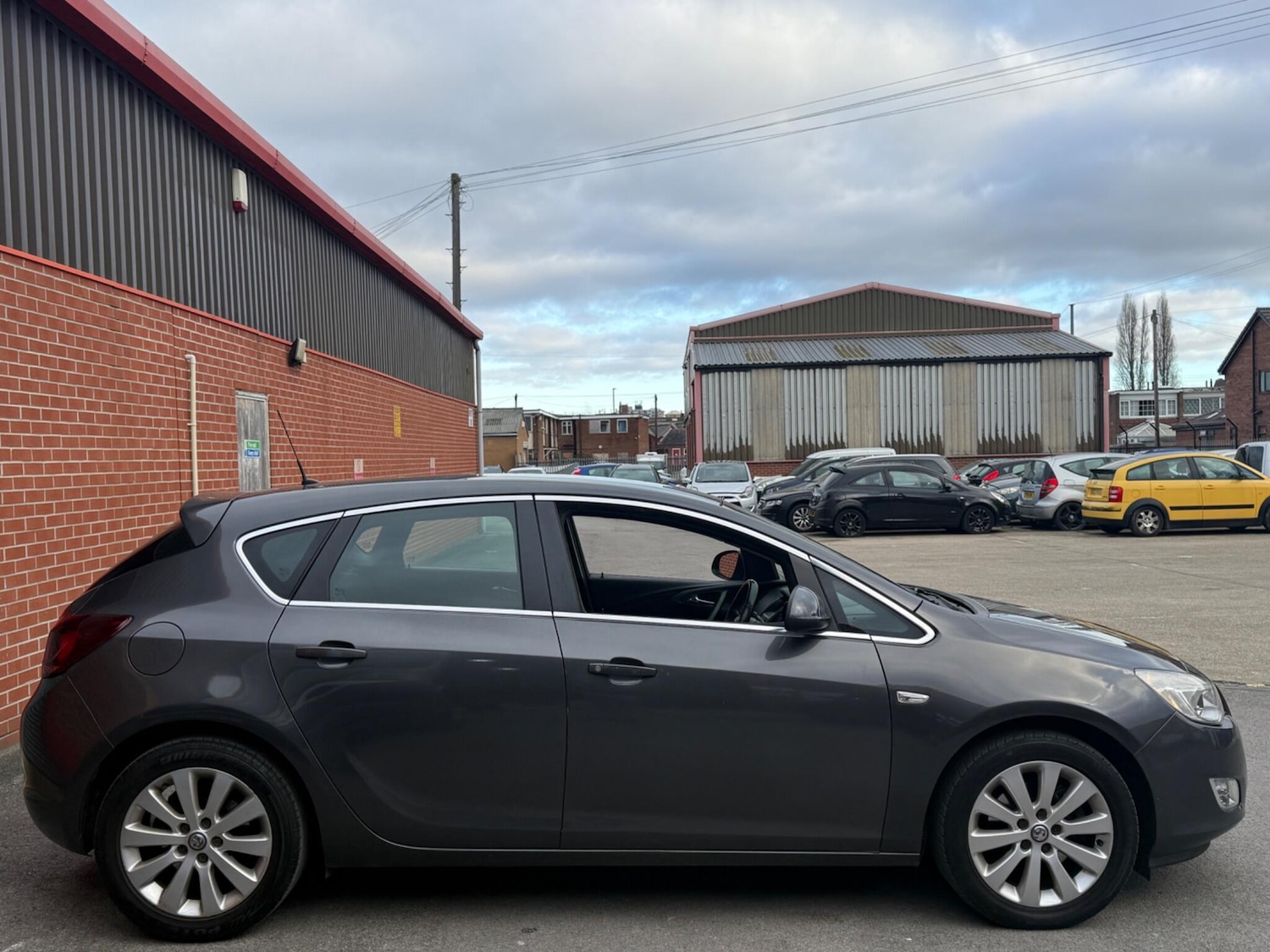 Used Vauxhall Astra 2010 for sale - 77082143: Photo 7