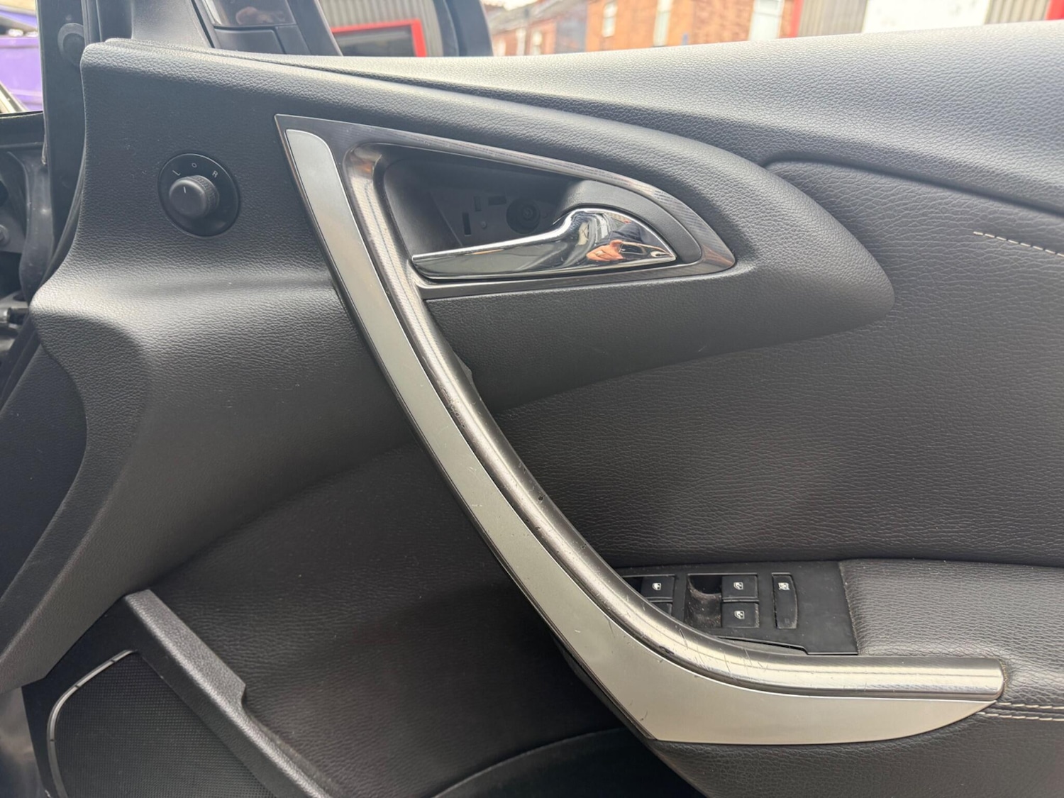 Used Vauxhall Astra 2010 for sale - 77082143: Photo 9