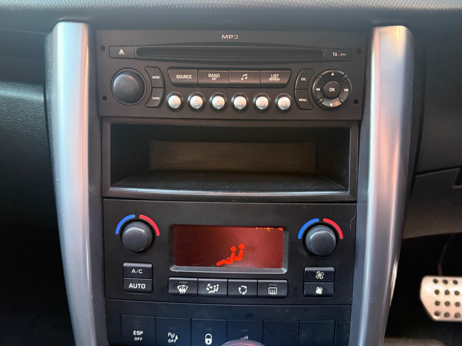 Used Peugeot 207 2009 for sale - 78073164: Photo 14