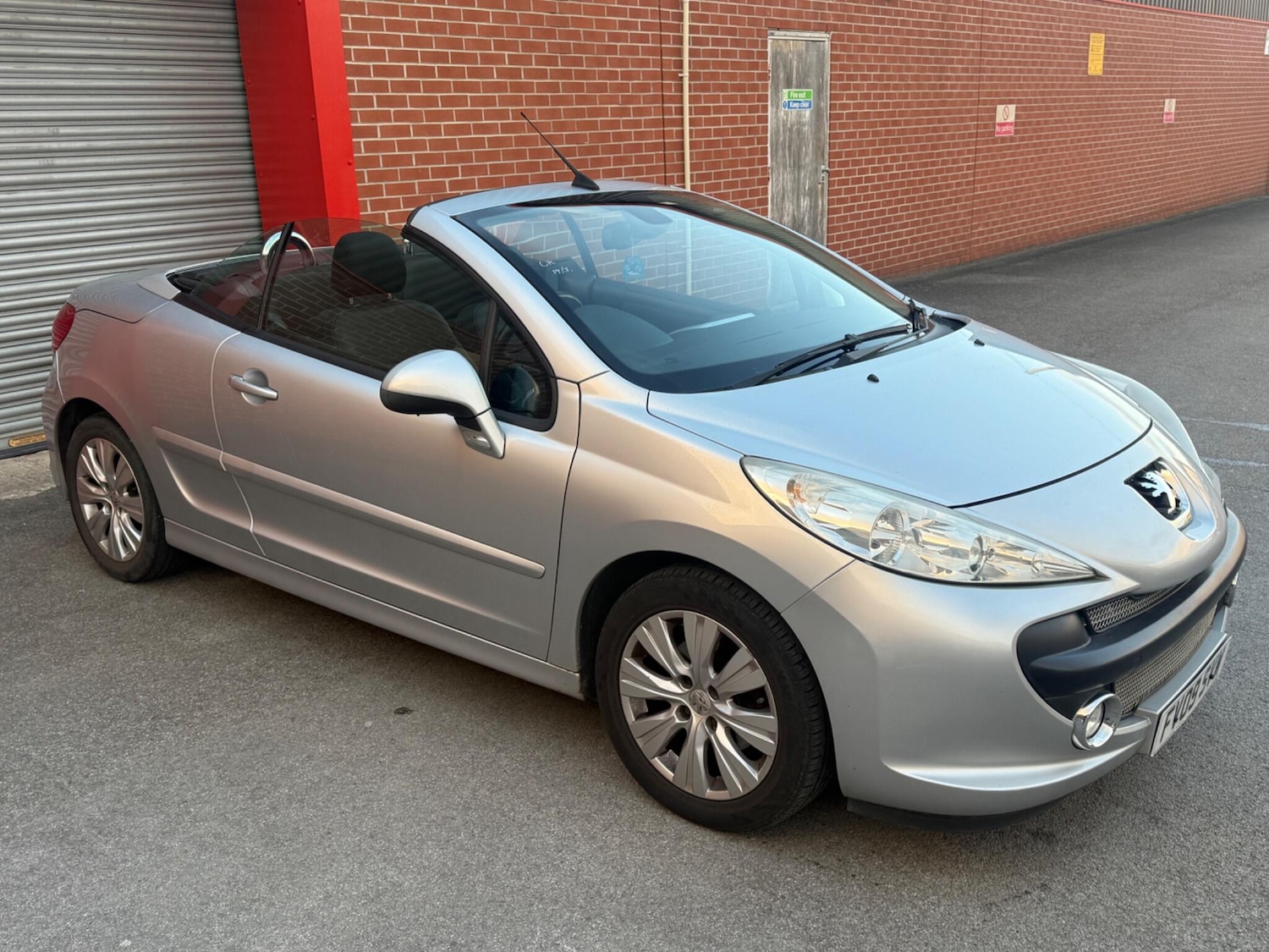 Used Peugeot 207 2009 for sale - 78073164: Photo 2