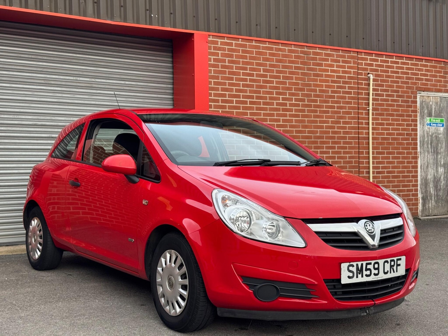 Used Vauxhall Corsa 2009 for sale - 76560977: Photo 2