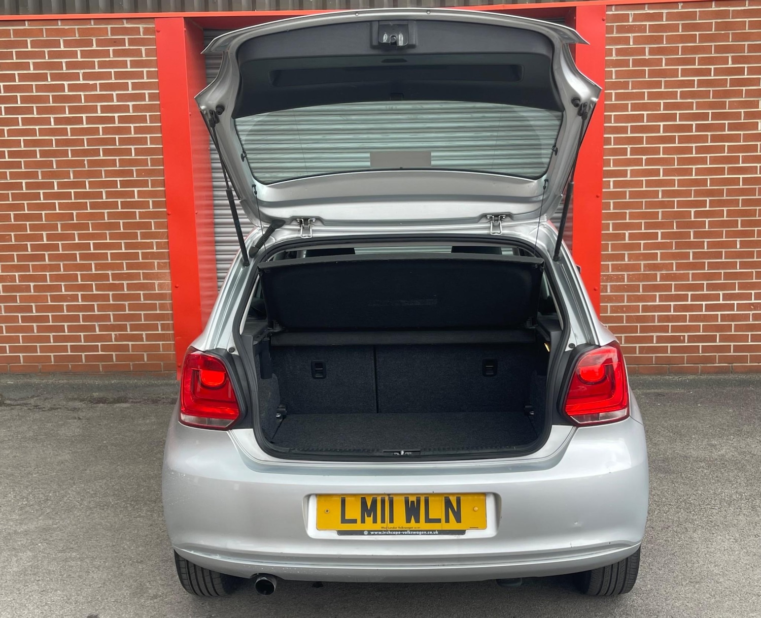 Vehicle 29