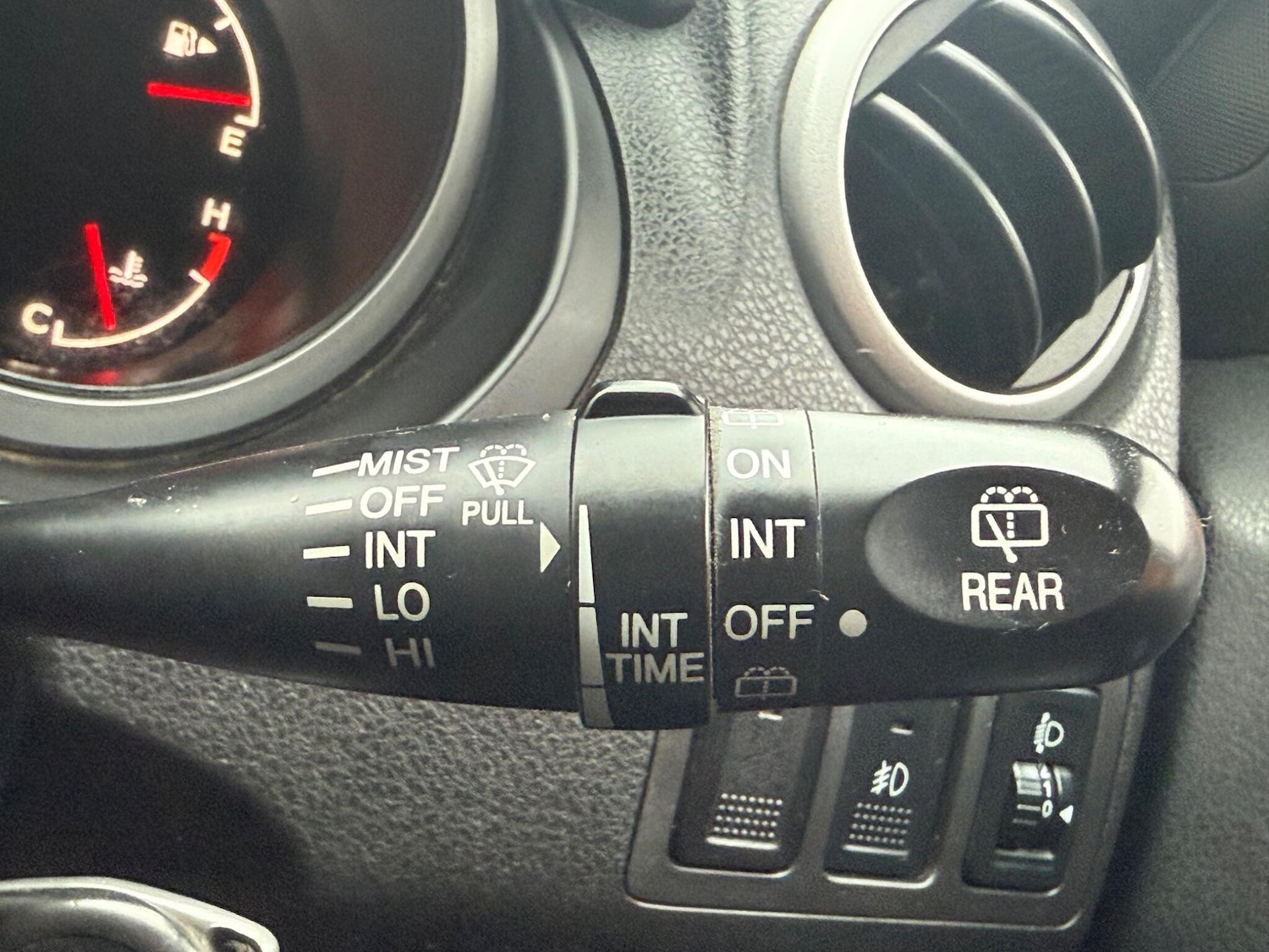 Used Suzuki Grand Vitara 2011 for sale - 77598284: Photo 11