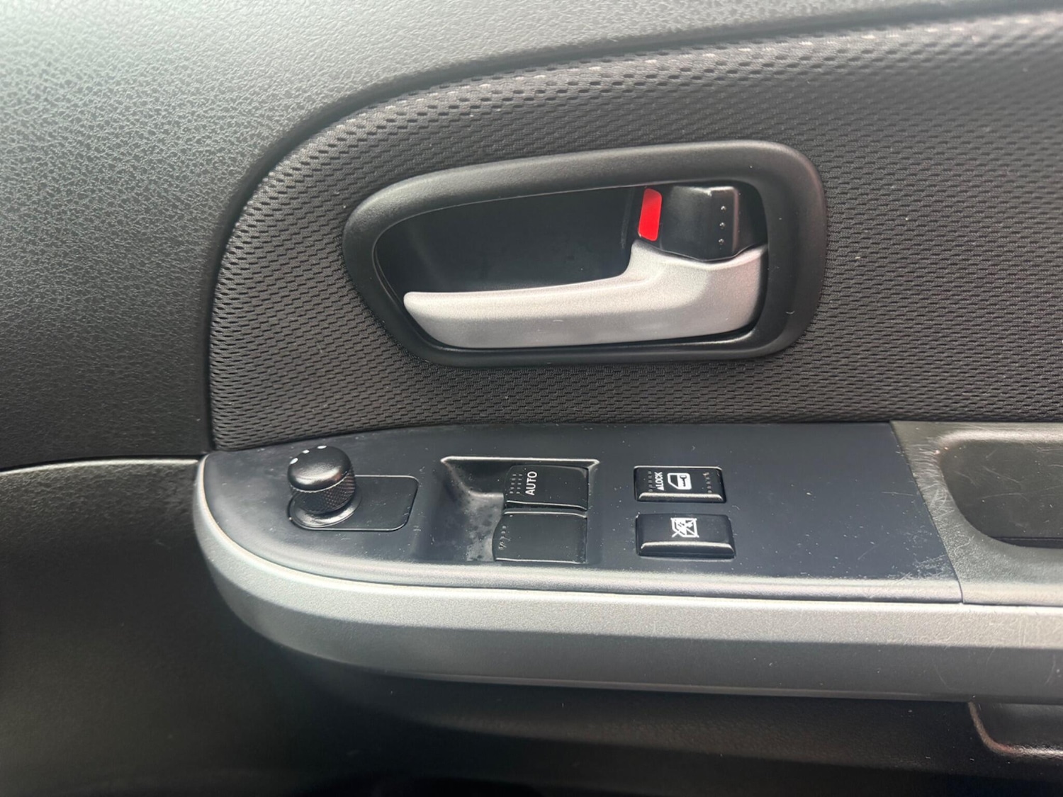 Used Suzuki Grand Vitara 2011 for sale - 77598284: Photo 9