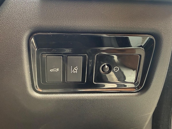 Used Jaguar XF 2016 for sale - 76094956: Photo 10