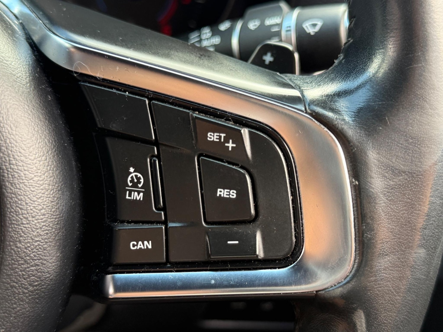 Used Jaguar XF 2016 for sale - 76094956: Photo 12