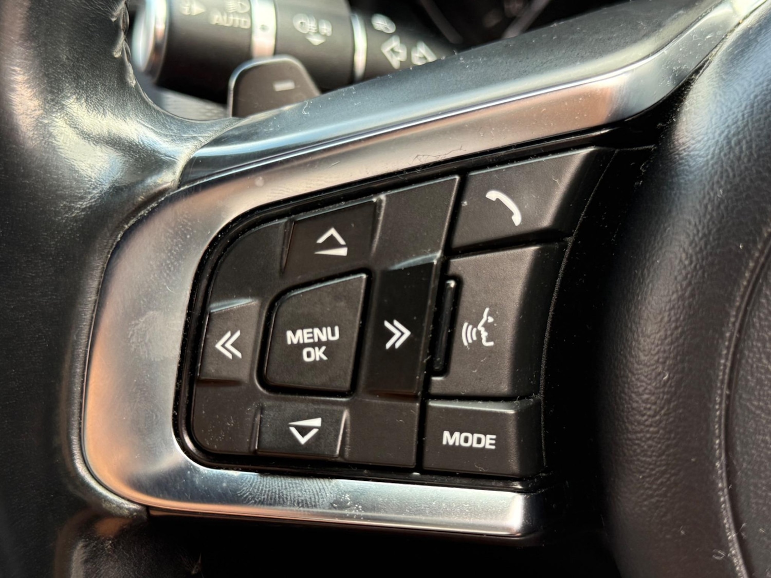 Used Jaguar XF 2016 for sale - 76094956: Photo 13