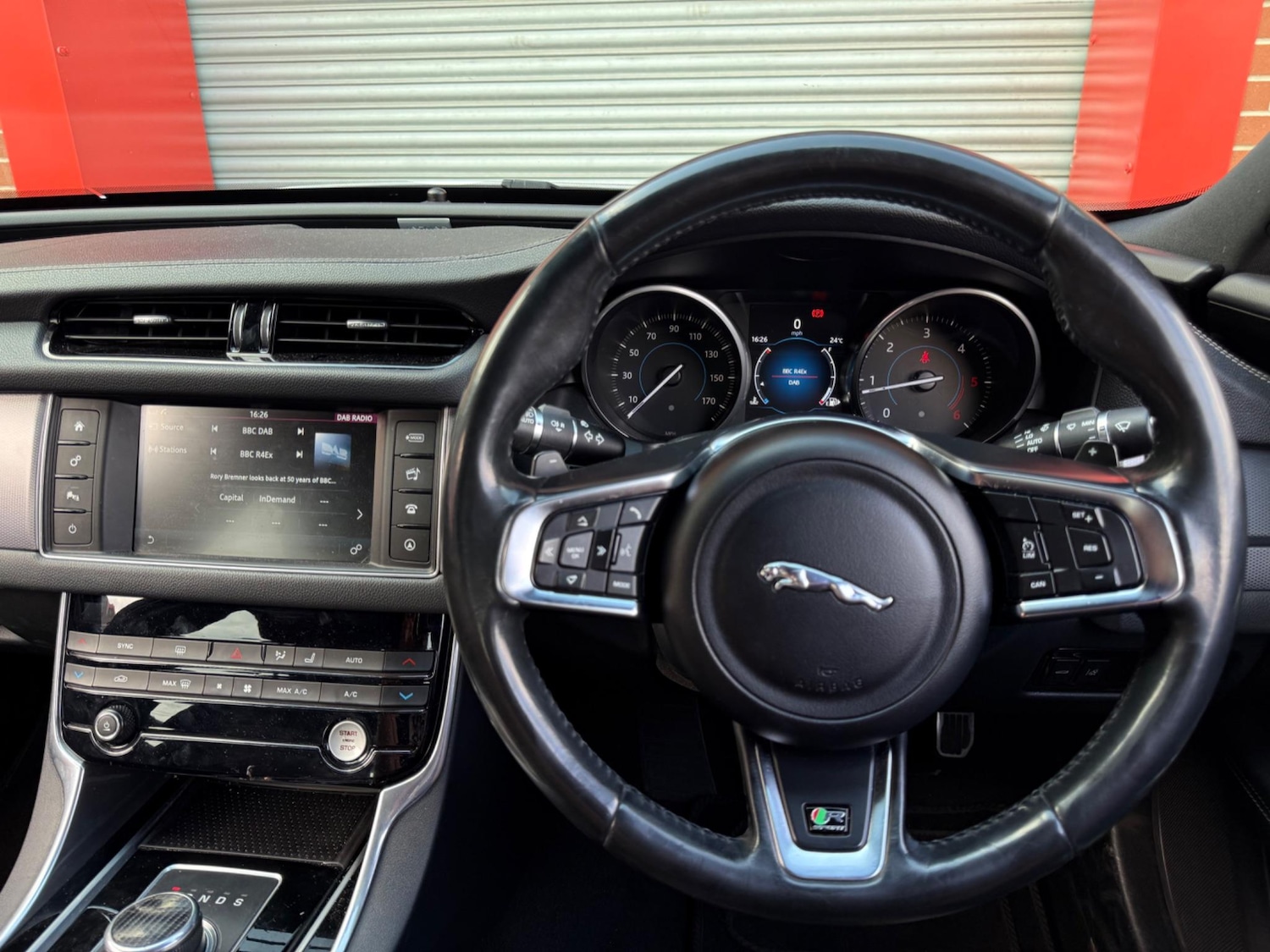 Used Jaguar XF 2016 for sale - 76094956: Photo 21