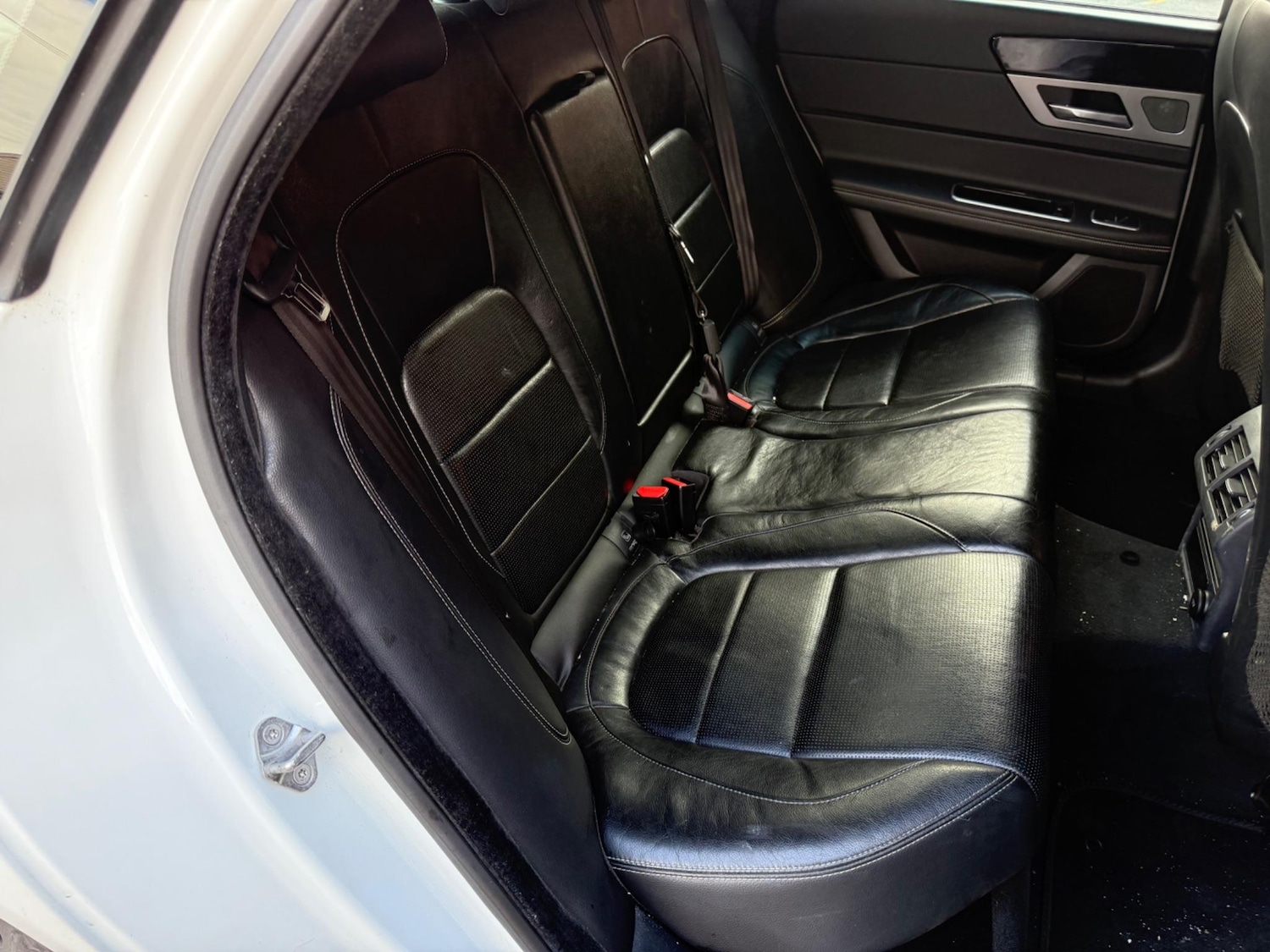 Used Jaguar XF 2016 for sale - 76094956: Photo 29