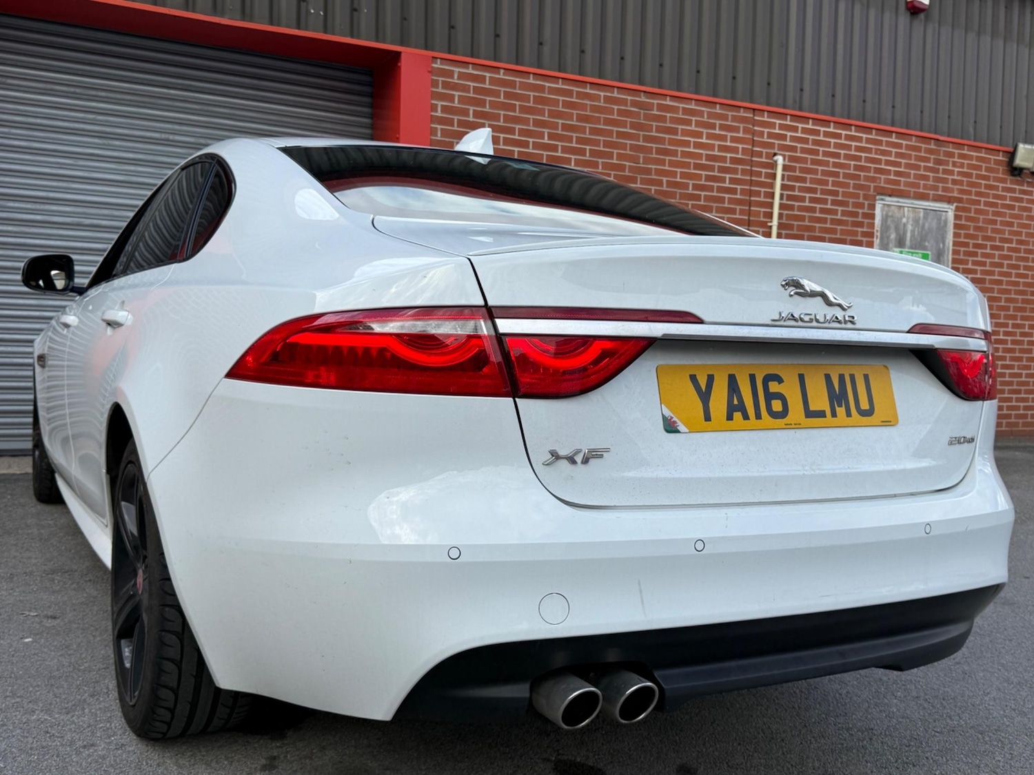 Used Jaguar XF 2016 for sale - 76094956: Photo 32