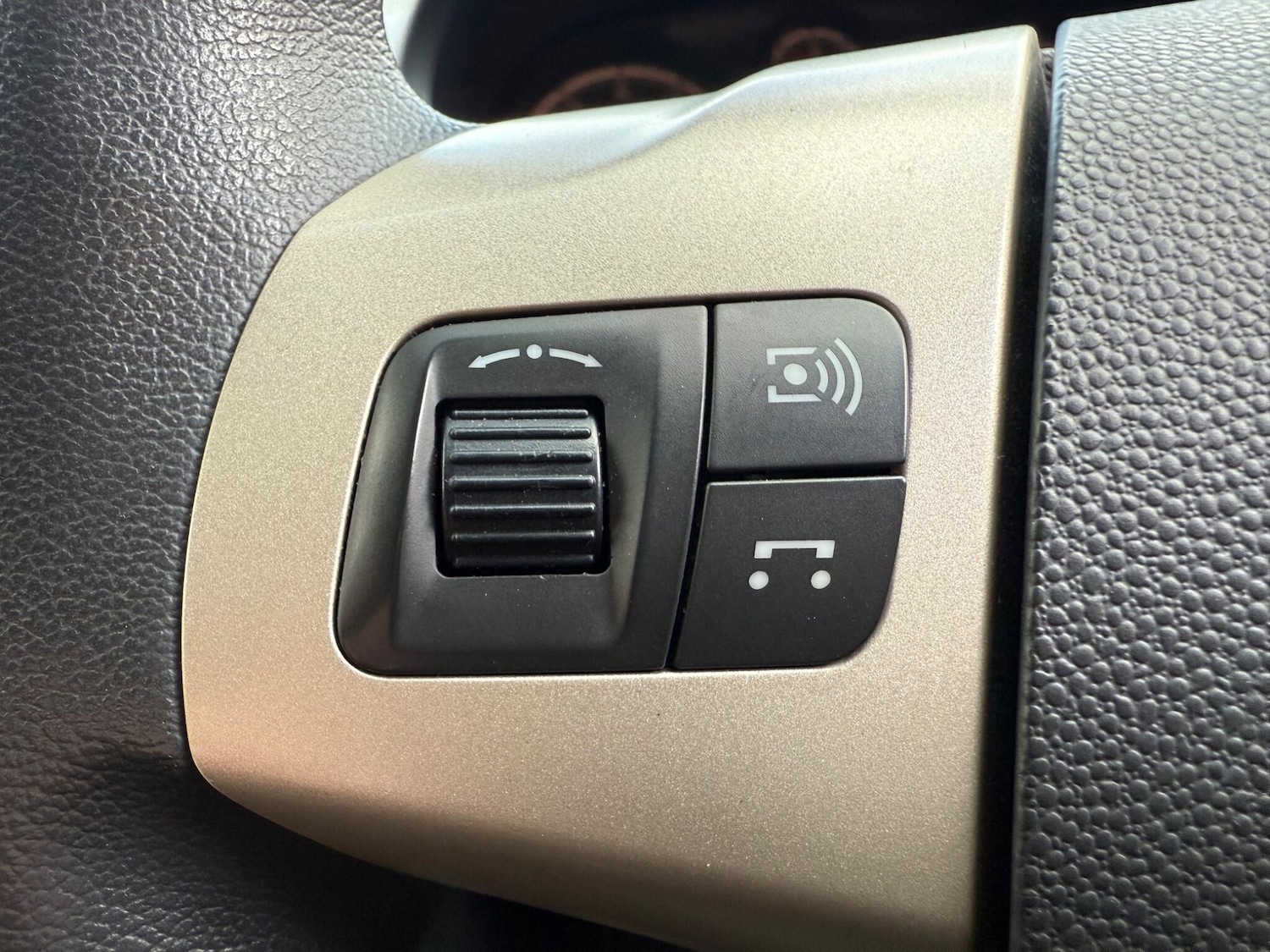 Used Vauxhall Corsa for sale - 77883582: Photo 11