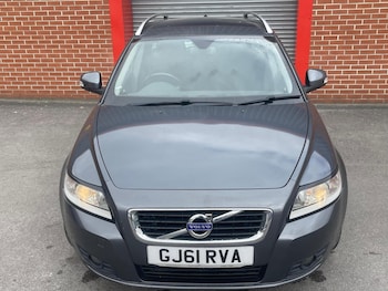 Used Volvo V50 2011 for sale - 75981690: Photo