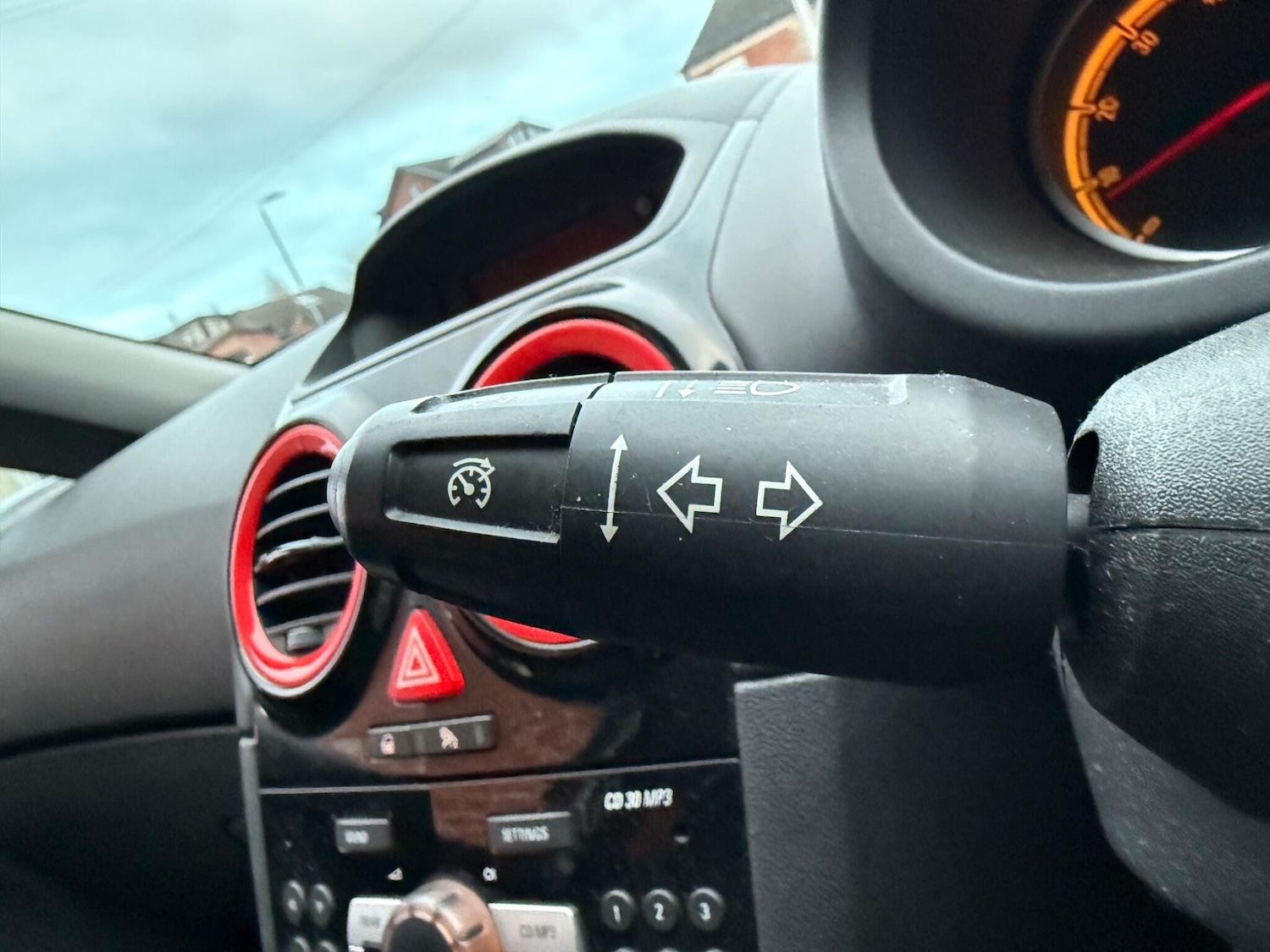 Used Vauxhall Corsa 2011 for sale - 77237955: Photo 14