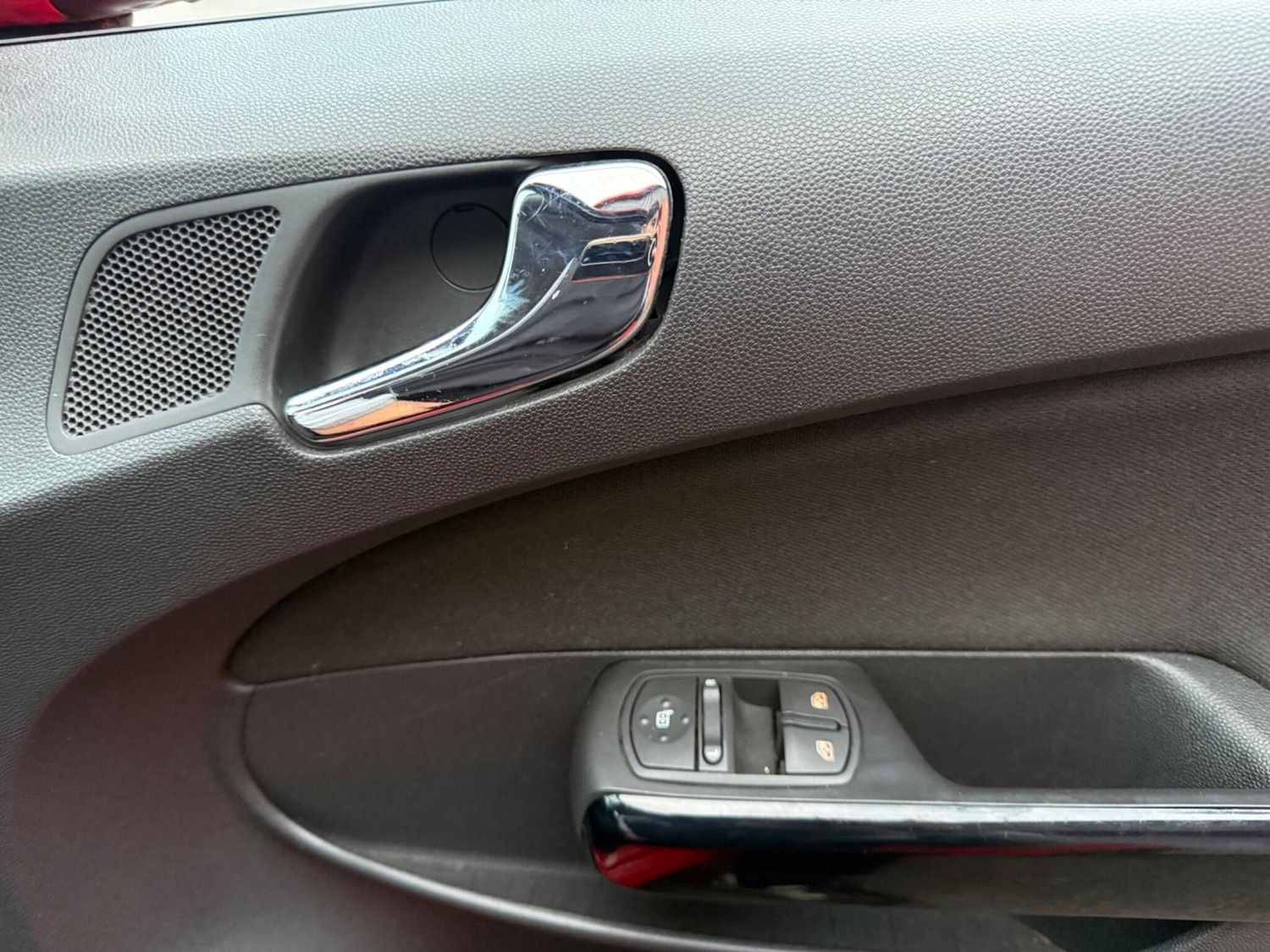 Used Vauxhall Corsa 2011 for sale - 77237955: Photo 9