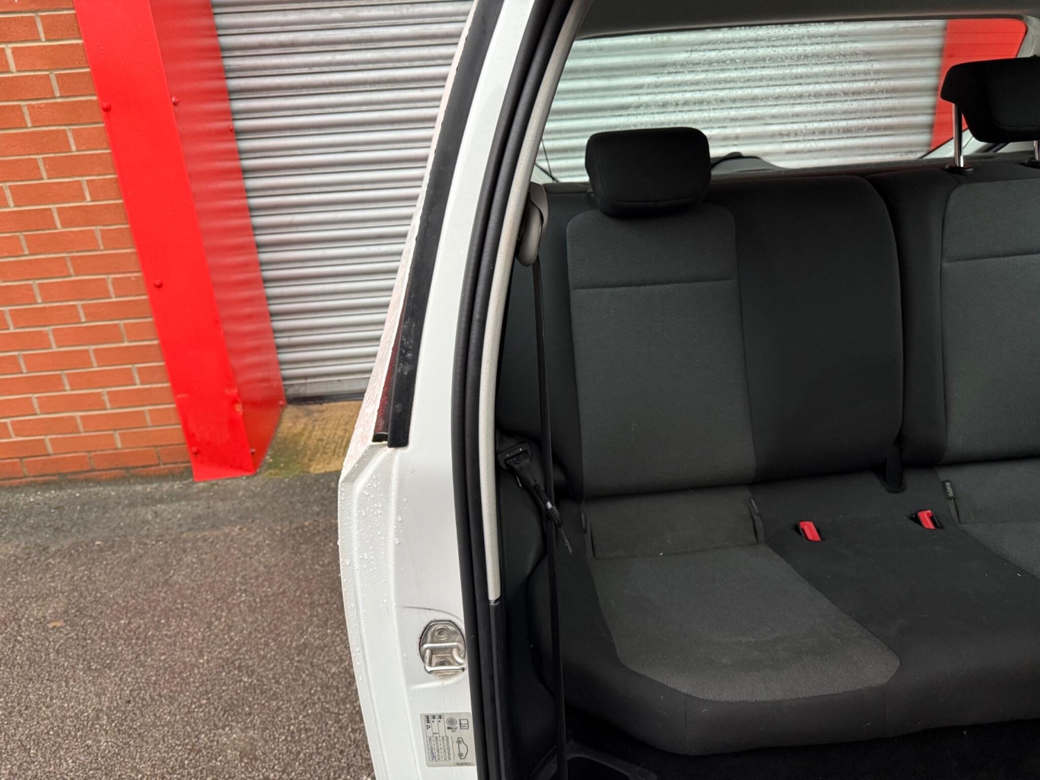 Used Volkswagen up! 2016 for sale - 77345261: Photo 24