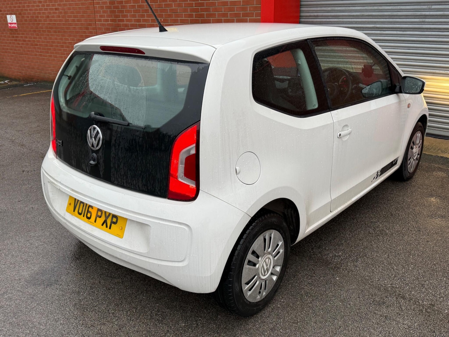 Used Volkswagen up! 2016 for sale - 77345261: Photo 30