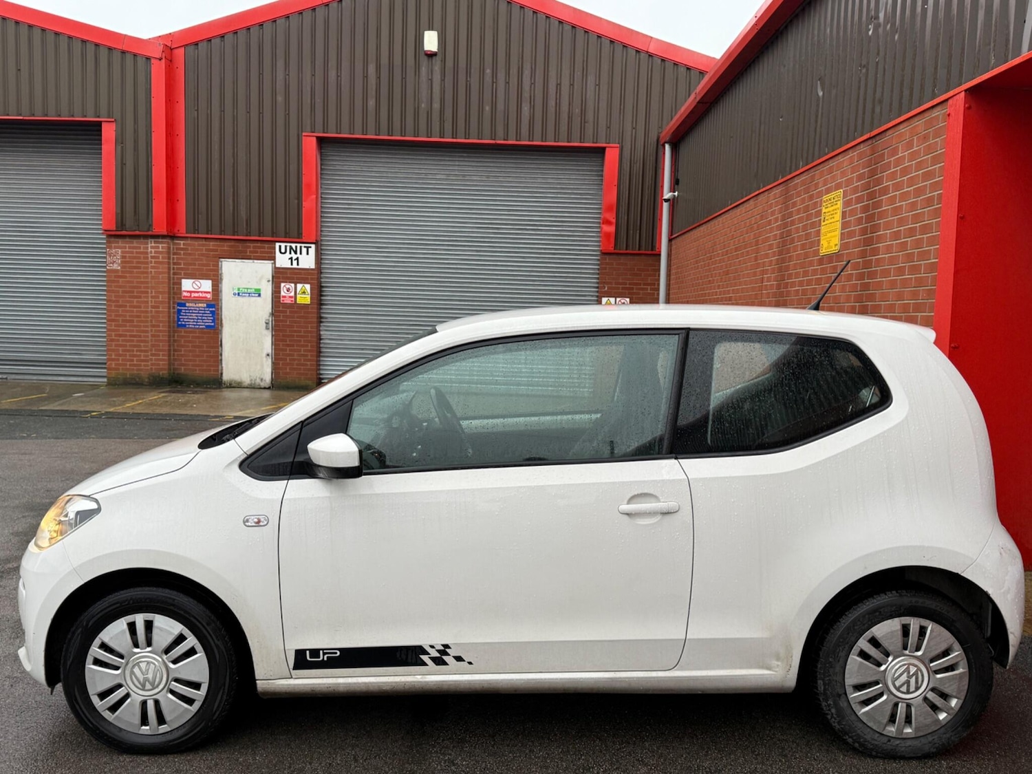 Used Volkswagen up! 2016 for sale - 77345261: Photo 8