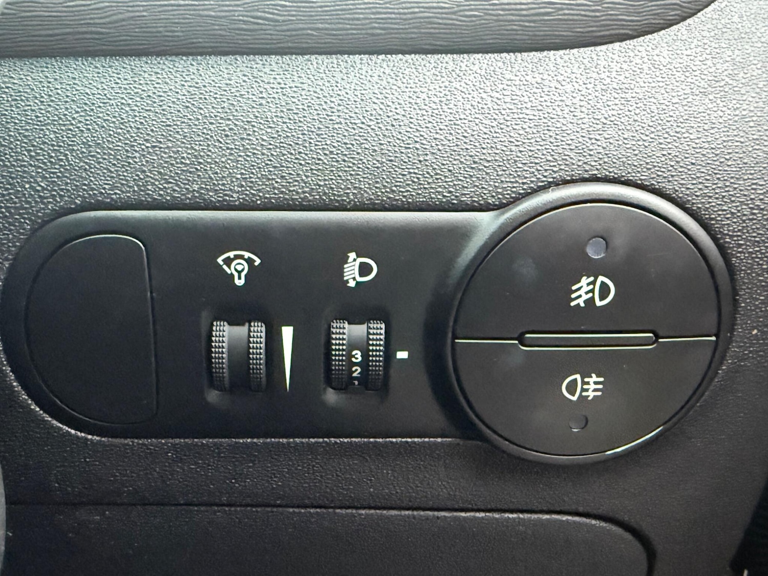 Used Hyundai i10 2012 for sale - 77163491: Photo 10